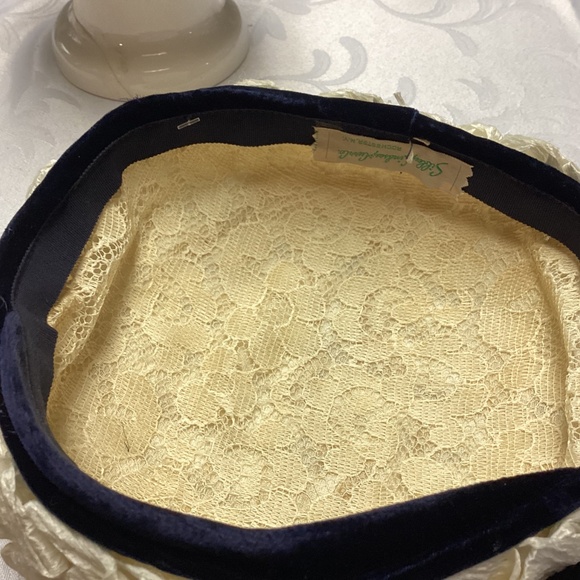 VINTAGE HAT SIBLEYS LINDSEY & CURR. ROCHESTER NY. RARE ONE - Picture 7 of 8